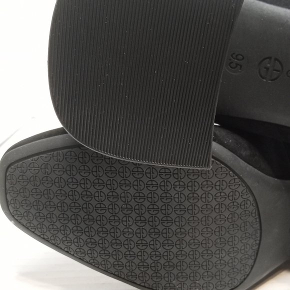 NEW Suede Giani Bernini  Black Pumps Comfy Memory Foam Arch Support Block Heels - Picture 14 of 16